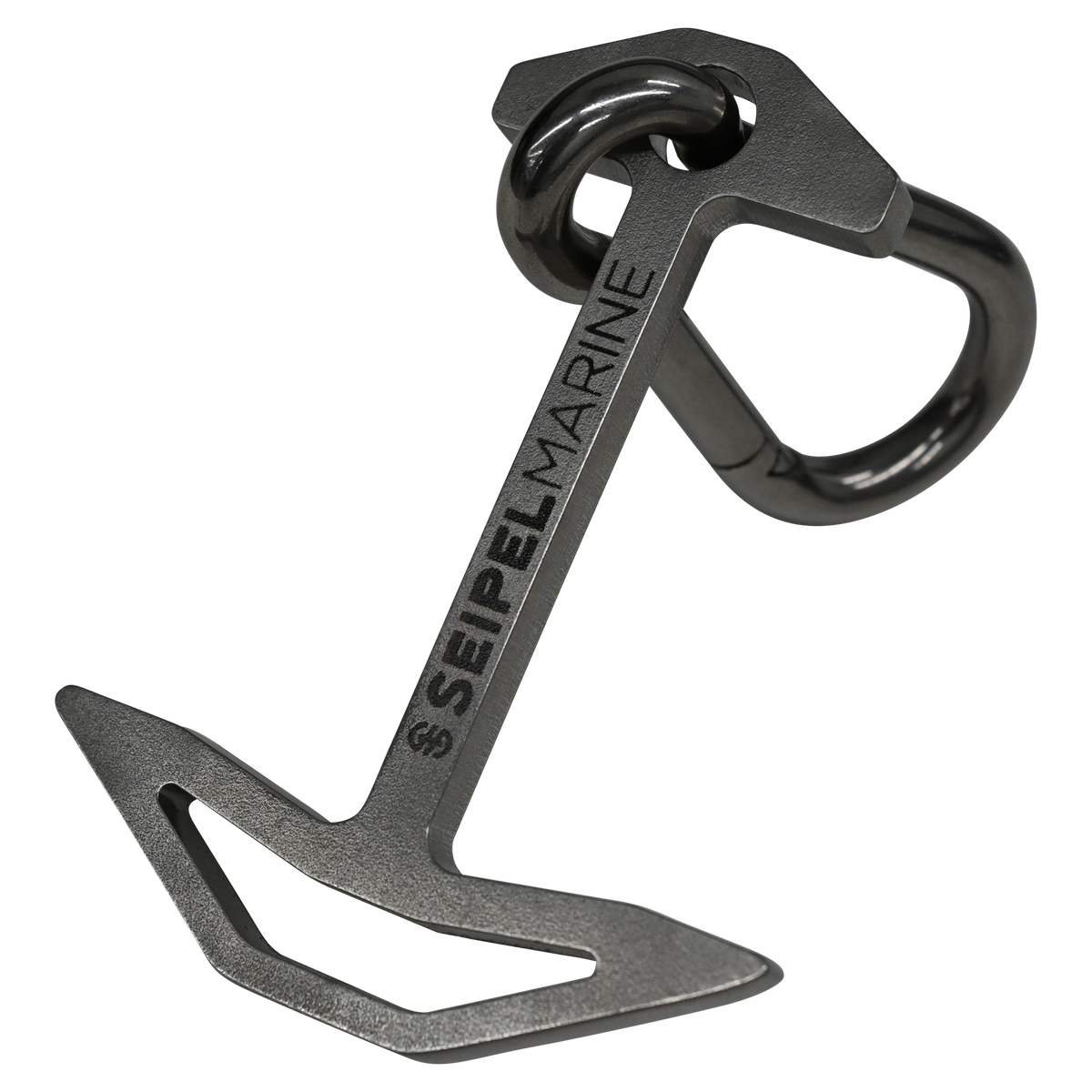 Close-up of the Quick Dock Cleat, a metal anchor-shaped clip with a carabiner, featuring Seipel Marine branding.